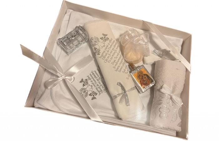 Trusou botez, ingeras, culoare alb/argintiu, setul contine 8 piese [3]