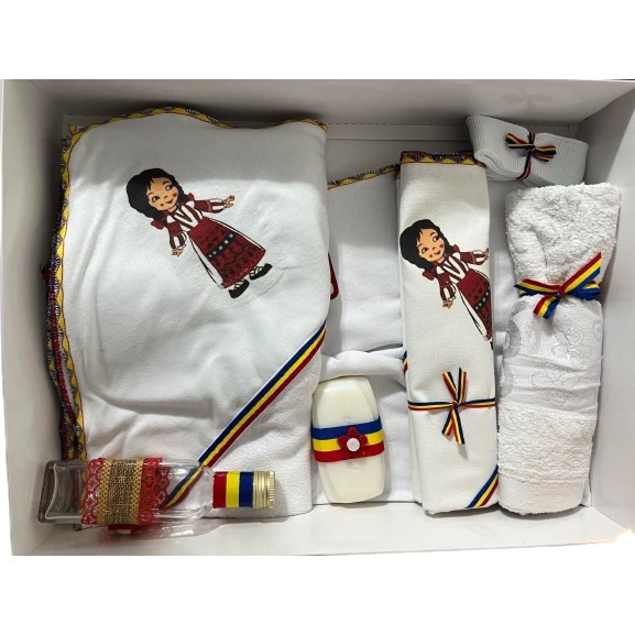 Trusou botez traditional complet, fete, culoare alb-tricolor, setul contine 8 piese, lumanare [3]