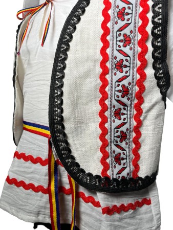 Costum popular baieti cu vesta, alb/rosu/negru, 4 piese [4]