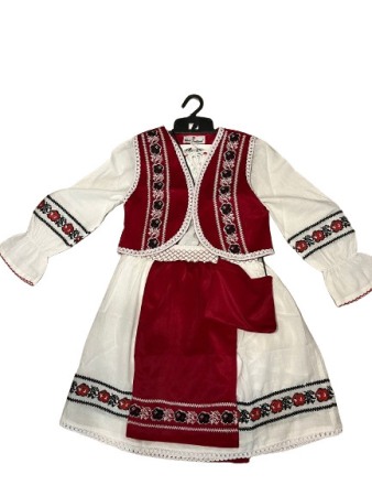 Costum popular fete, alb/rosu, 4 piese, model 3 [1]