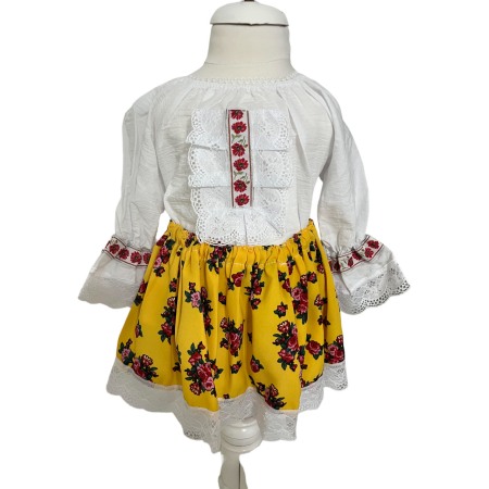 Costum traditional fete imprimeu floral, galben/alb [3]