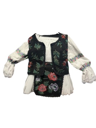 Copii - Costum traditional fetite cu vesta, culoare alb/negru cu motiv floral, 5 piese