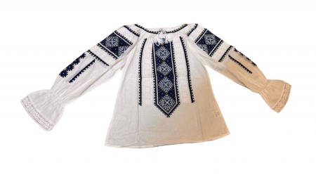 Adulti - Ie traditionala , alba, broderie albastru/alb, maneci stil clopot, femei