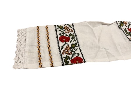 Ie traditionala , alba, broderie cu motiv floral multiolor, femei [1]
