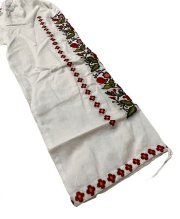 Ie traditionala , alba, broderie cu motiv floral rosu/galben, femei [3]