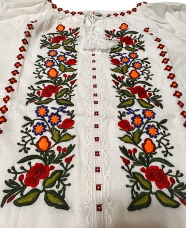 Ie traditionala , alba, broderie cu motiv floral rosu/galben, femei [2]