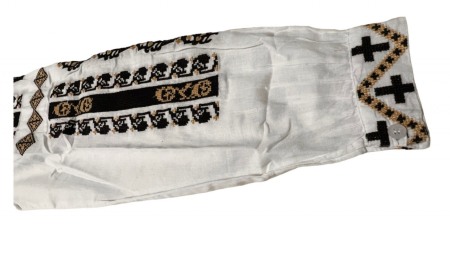 Ie traditionala , alba, broderie negru/auriu, femei [1]