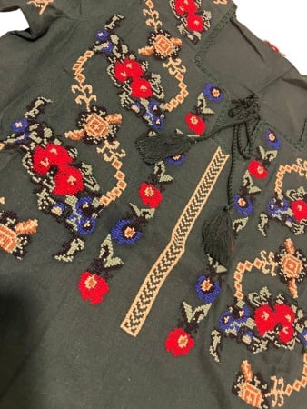 Ie traditionala, verde, broderie cu motiv floral, femei [2]