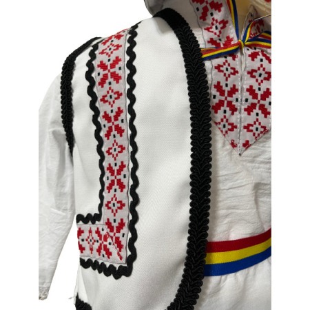 Set costum popular botez alb/negru, trusou, lumanare, 14 piese [6]