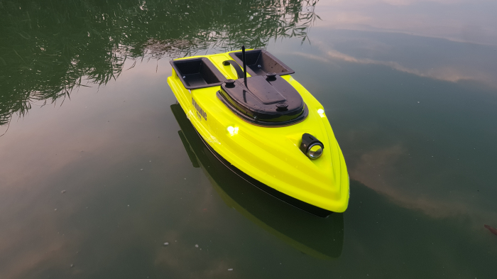 FAR DE PUTERE NAVOMODEL PLANTAT [2]