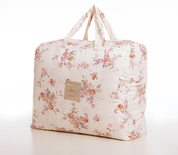 Pilota de pat ,dimensiunea de 240x230 cm. [2]