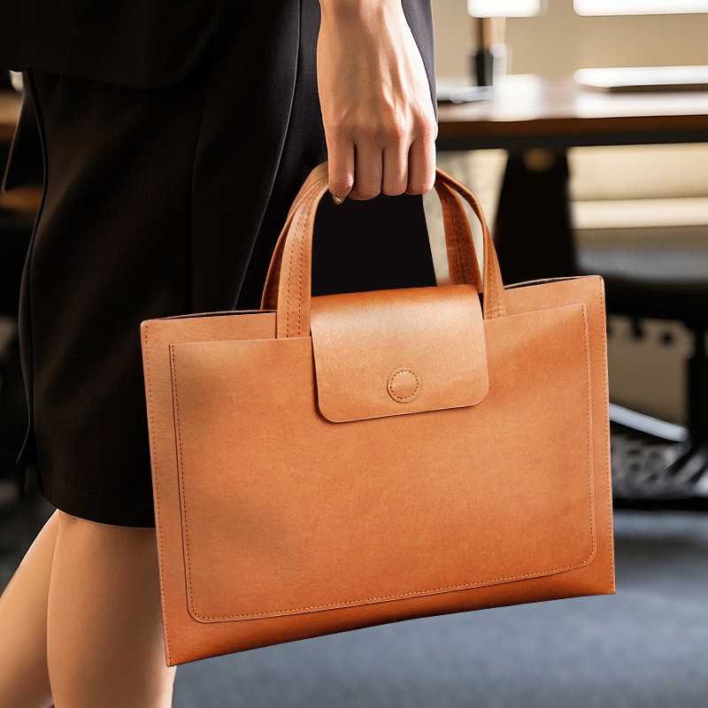 Geanta eleganta pentru documente si laptop – design modern si versatil [4]