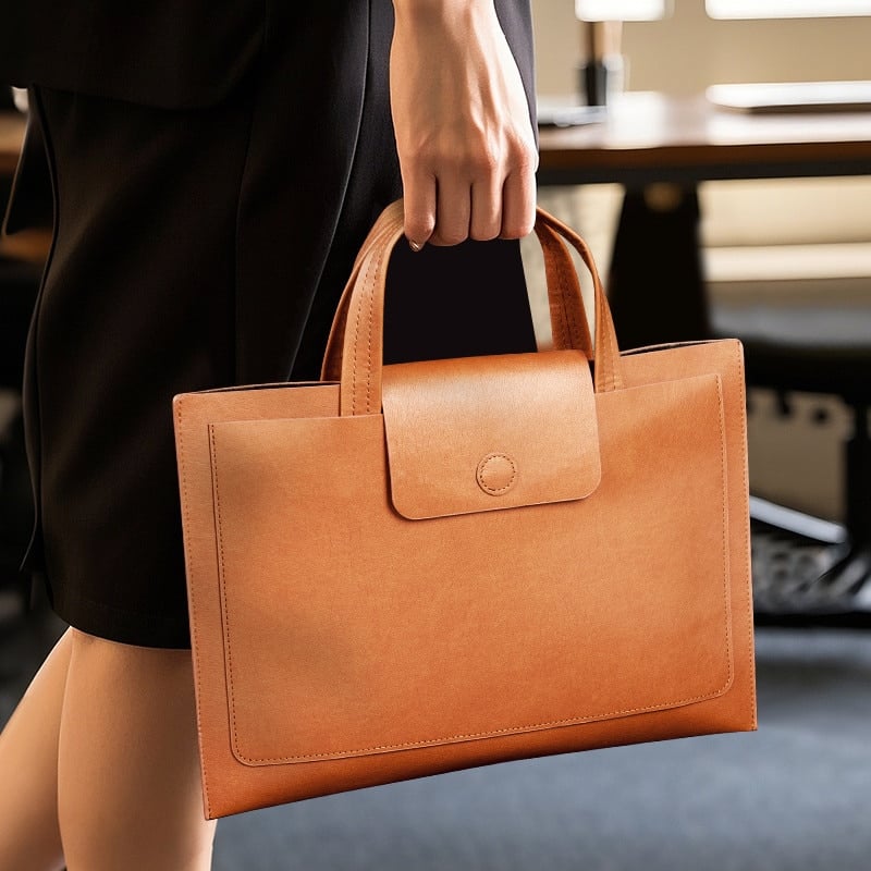 Geanta eleganta pentru documente si laptop – design modern si versatil [3]