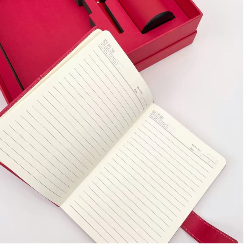 Set Cadou Premium pentru Birou – Agenda, USB, Pix si Termos Elegant Rosu [4]