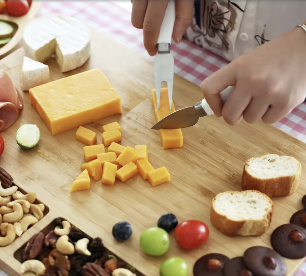 Set Premium de Servire din Bambus – Eleganta Naturala pentru Aperitive si Branzeturi [4]