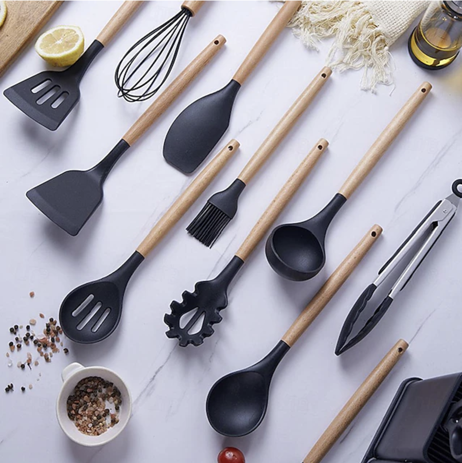 Set ustensile bucatarie 19 piese, Lemn si Silicon alimentar, Cutite, Tocator, Termorezistente, Antiaderente, Suport Blat, Negru [6]