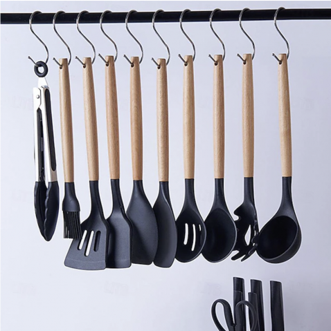 Set ustensile bucatarie 19 piese, Lemn si Silicon alimentar, Cutite, Tocator, Termorezistente, Antiaderente, Suport Blat, Negru [3]