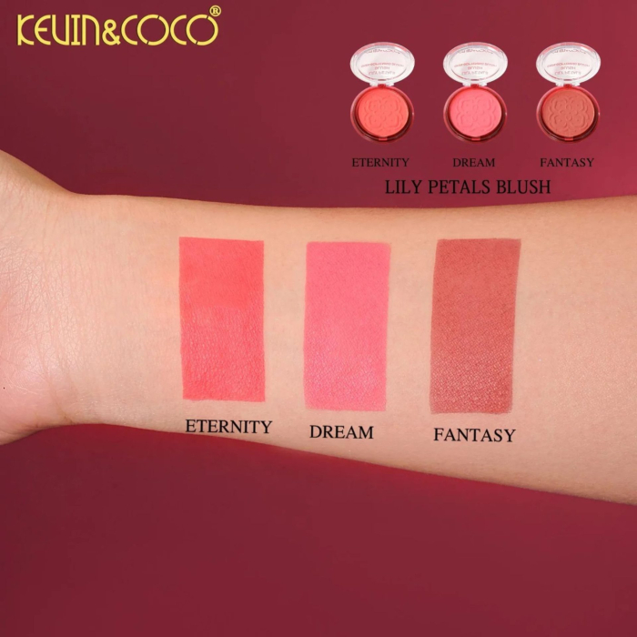 Blush Compact KEVIN & COCO Lily Petals, Model Dream, 9.3 g, Finish Natural, Efect Proaspat si Luminos, 7.5 x 7.5 x 2.1 cm, Roz Pudrat [7]
