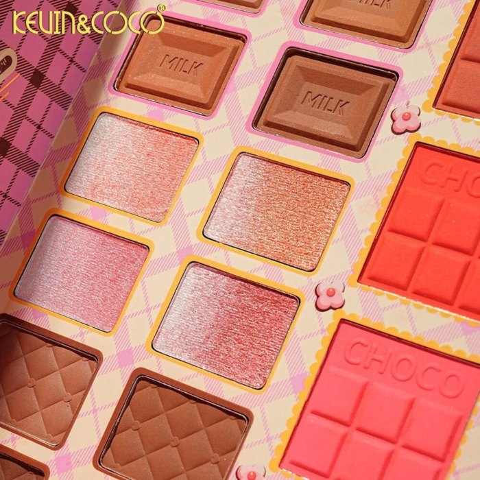 Paleta Machiaj Profesionala KEVIN & COCO Chocolate Fuzzy Collection, 76 Culori, Trusa Completa pentru Ochi si Fata, Farduri Mate si Sidefate, Blush, Iluminator si Contur, cu Oglinda, Pigmentare Intens [3]