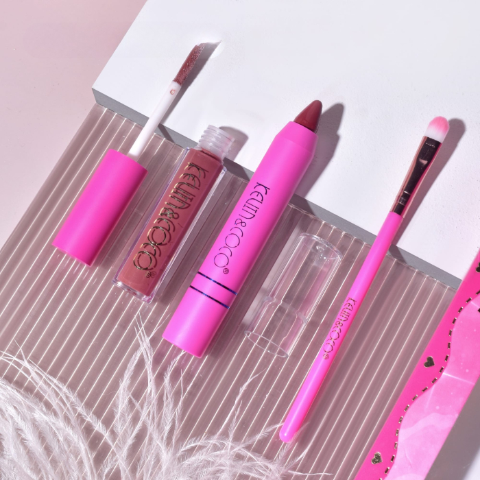Set 4 Produse de Machiaj, KEVIN & COCO, Pink Loving-Heart Leopard Girl, 18 Culori, Farduri de Ochi Mate, Sidefate si Glitter, Iluminatoare si Produse pentru Conturare, Luciu de Buze si Pensula Inclusa [6]