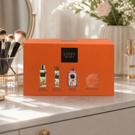 Set ingrijire corporala, Lady's Secret, Gel de Dus 250, Bodymist250, Bs75 Vanilla, 4 produse pentru femei: parfum, spray corporal, gel de dus si prosop [1]
