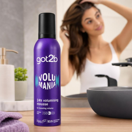 Spuma de Par pentru Volum, Schwarzkopf got2b Volumania, 24h Volumising Mousse, Formula Vegana, 92.8% Ingrediente Naturale, Nivel Fixare Iconless Hold, Par Uscat, Mov [1]