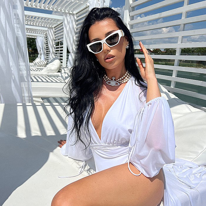 Costum De Baie Decoltat Versatil Alb Lycra - Amanza [4]