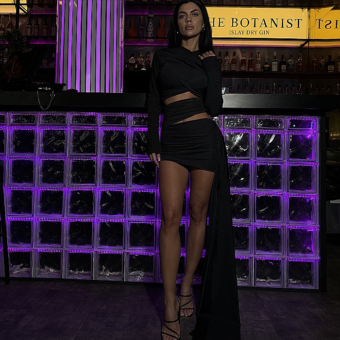 Rochie Dama Scurta Cu Maneca Lunga Neagra Lycra - Luce [5]