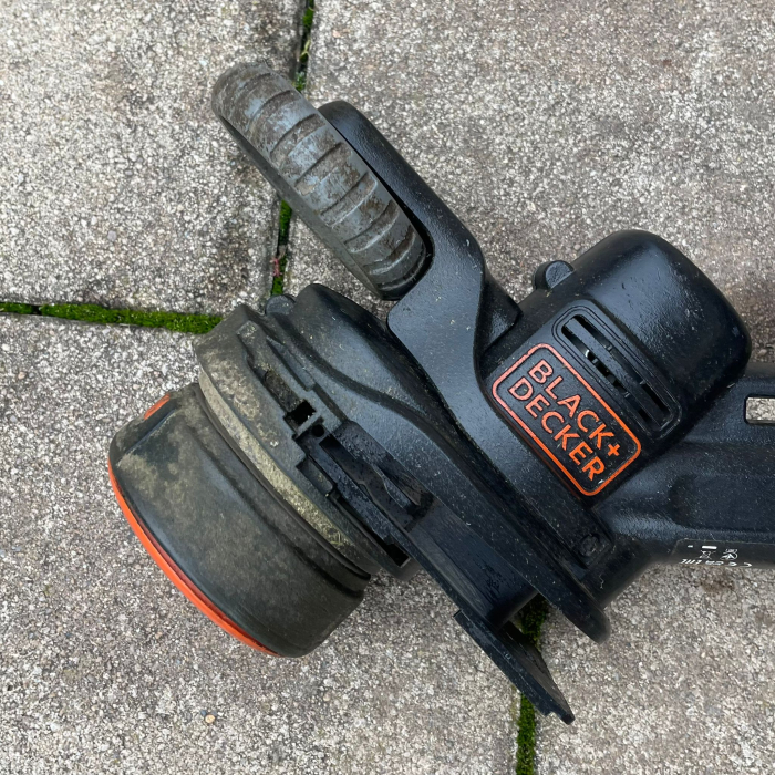 Coasa electric BLACK & DECKER 700W 33cm [3]