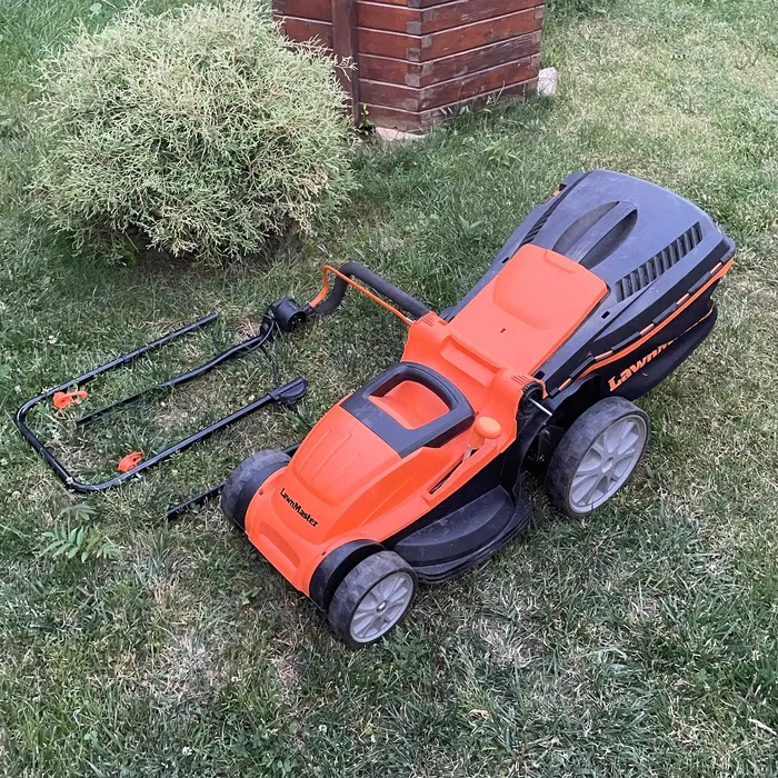 LawnMaster 1800W – Mașină de tuns iarbă 40cm [2]