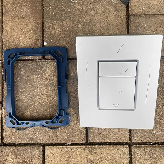 Placă de acționare WC Grohe 38732BR0 – Titan [2]