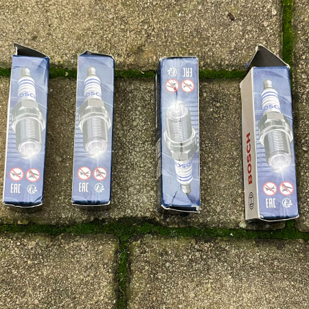 4x Bujii Originale BOSCH FLR8LDCU [1]