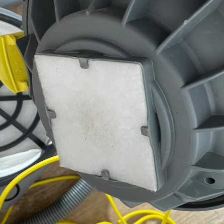 Aspirator profesional Kärcher T 10/1 [3]