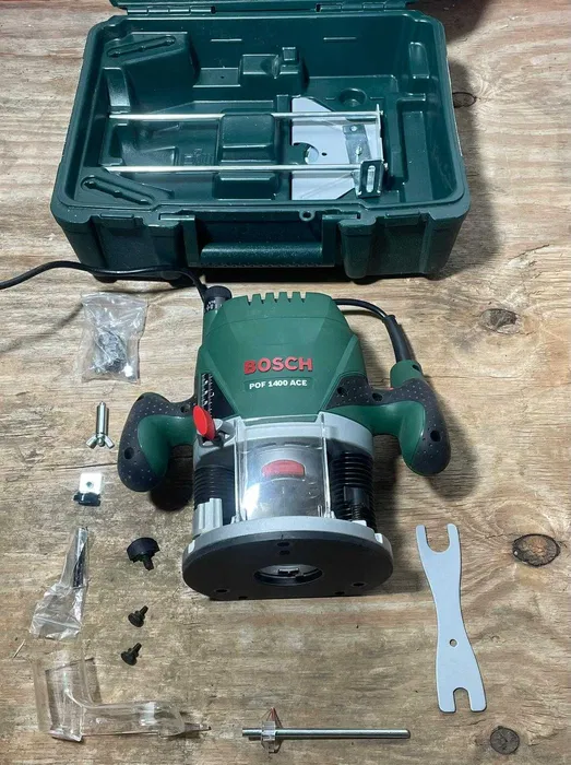 Bosch POF 1400 ACE, freză electrică pentru lemn [1]
