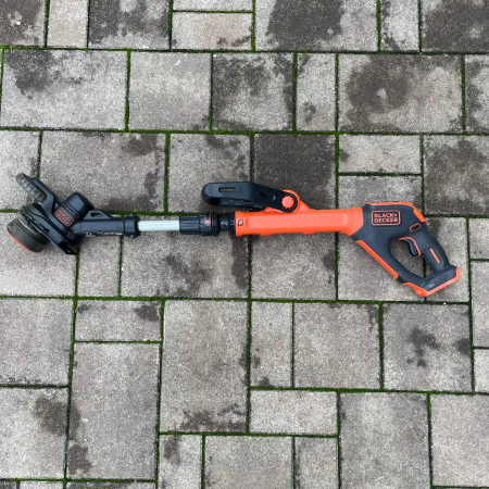 Coasa electric BLACK & DECKER 700W 33cm [1]