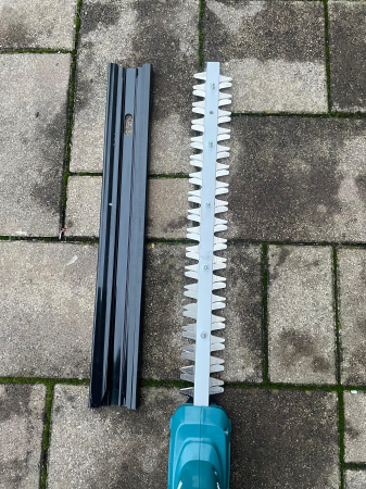 Foarfecă electrică pentru gard viu Makita [3]