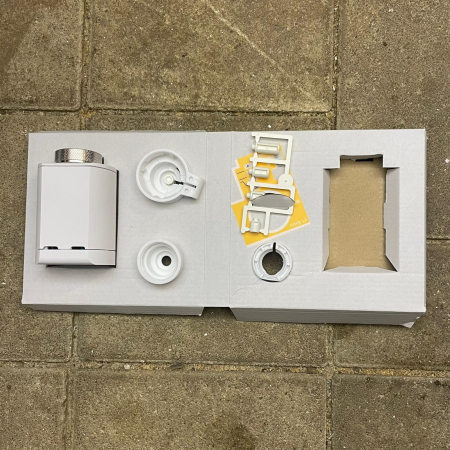 Somfy 1870508 – Robinet termostatic IO pentru radiatoare apă caldă [1]