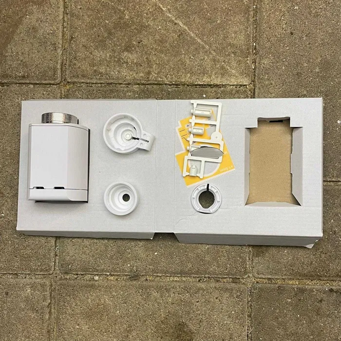 Somfy 1870508 – Robinet termostatic IO pentru radiatoare apă caldă [1]