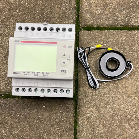 Vemer VE474300 Centralina Control Loads Solar-3 [1]