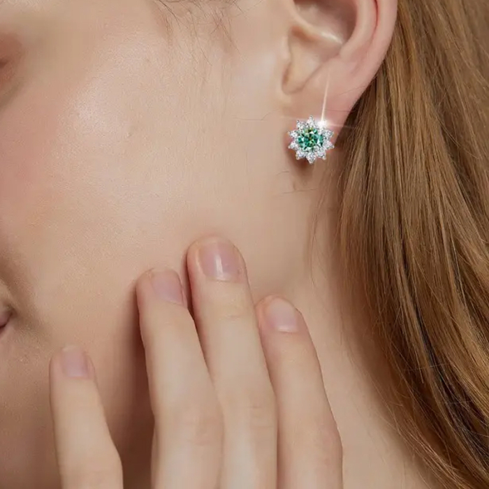 cercei floare cu diamant moissanit verde [3]