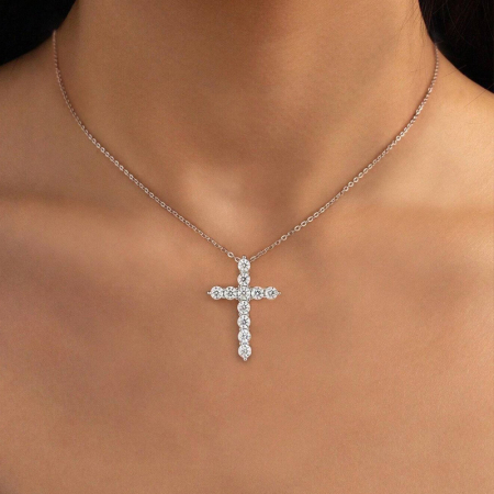 Colier cruce cu diamante Moissanite [1]