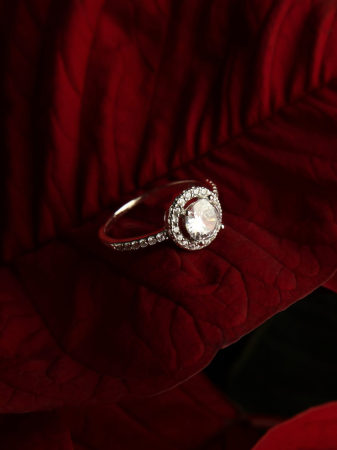 inel-Royalty-argint-platinat-cu-piatra-si-cristale-nobelini [1]