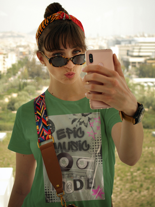 Tricou personalizat premium 100% bumbac Retro [1]