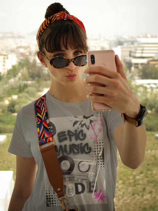 Tricou personalizat premium 100% bumbac Retro [1]