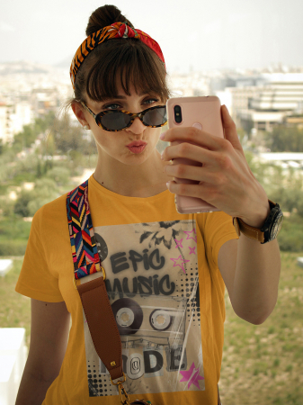 Pentru femei - Tricou personalizat premium 100% bumbac Retro