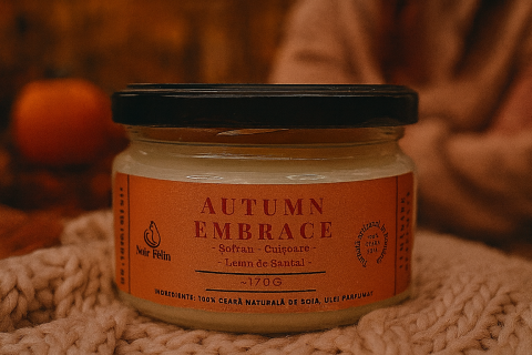 Lumânări Pentru Zile Cu Povești și Liniște - Lumanare parfumata soia Autumn Embrace - Sofran, Cuisoare, Lemn de Santal, ceara naturala, handmade