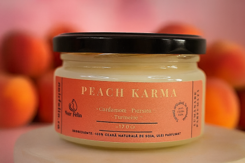 Lumânări Colecția Clasică - Lumanare parfumata soia Peach Karma - Cardamom, Piersica, Turmeric, ceara naturala, handmade