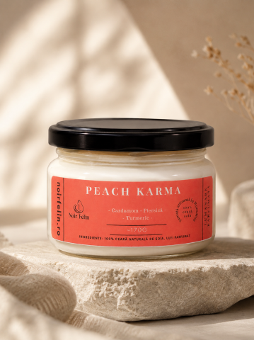 Ediții Limitate - Lumanare parfumata soia Peach Karma - Cardamom, Piersica, Turmeric, ceara naturala, handmade