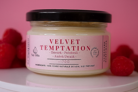 Lumânări Colecția Clasică - Lumanare parfumata soia Velvet Temptation - Zmeura, Patchouli, Ambra Usacata, ceara naturala, handmade