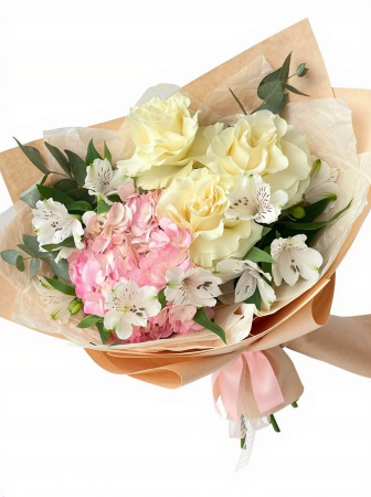 Mix - Buchet hortensie trandafiri alstroemeria alb